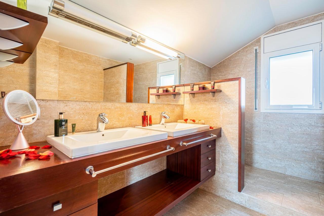 Casa Familiar Con Piscina Villa Llica d'Amunt Екстериор снимка